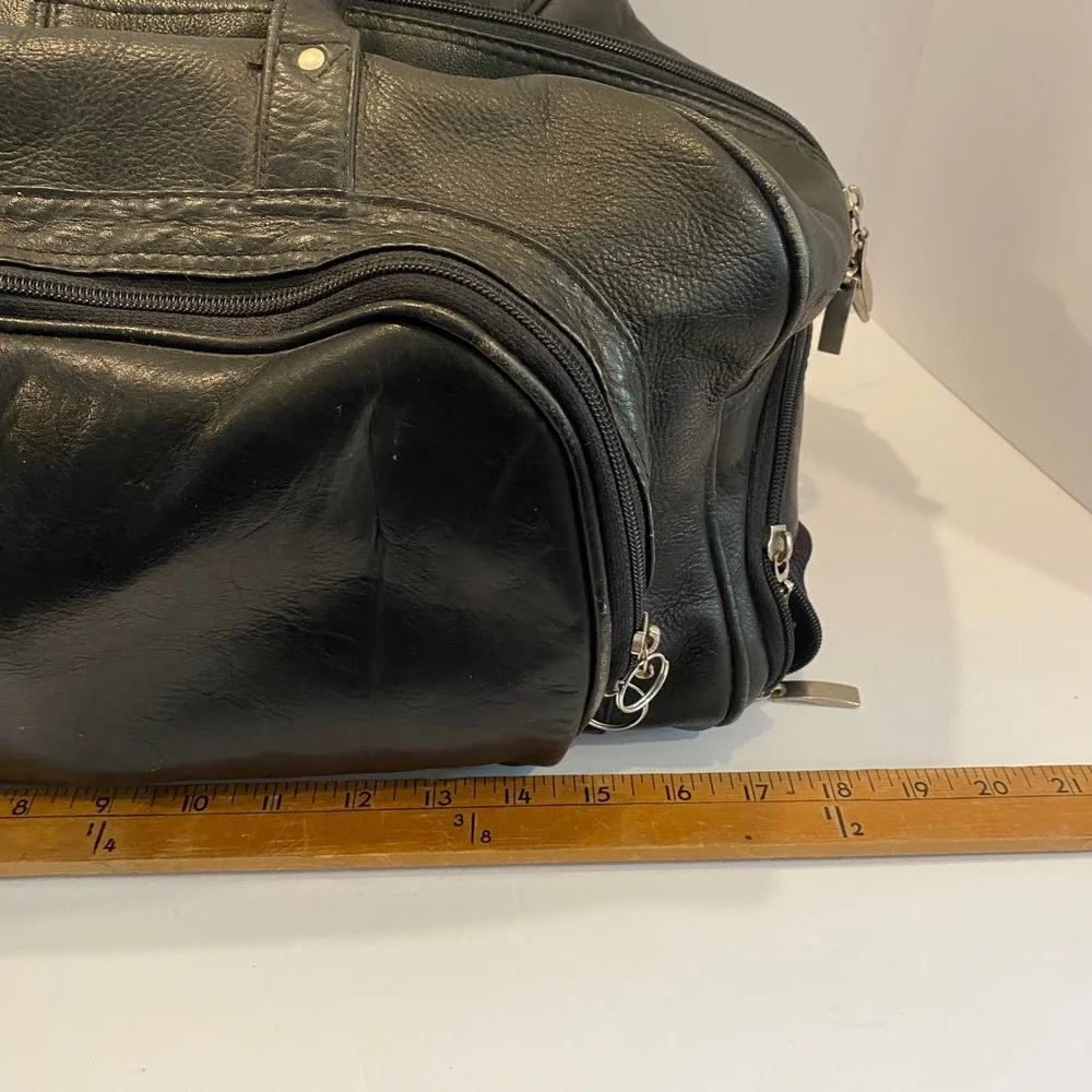 Access Duffel Bag Unisex Large Black Excellent Genuine Leather Weekend Travel